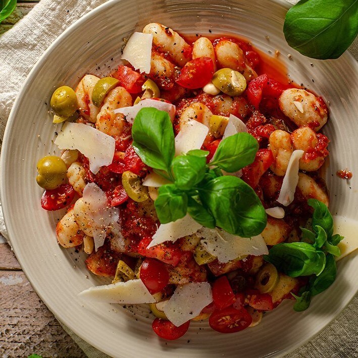 Gnocchi s paradajkovou omáčkou a olivami Gnocchi s paradajkovou omáčkou a olivami